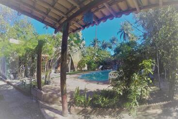 Imbassaí Pousada Hostel Lujimba