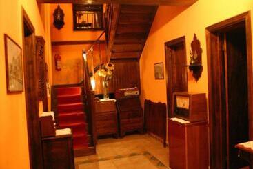 Bed and Breakfast Otel Yorgo Seferis