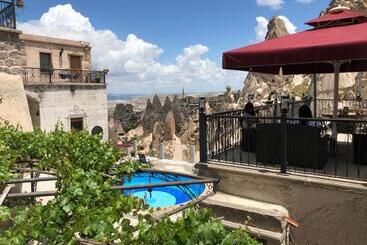 Hotel Hermes Cave