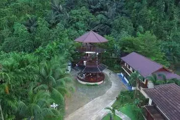Palms Hill Resort