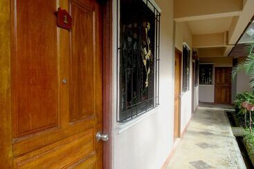 בית מלון כפרי Baan Somtawin