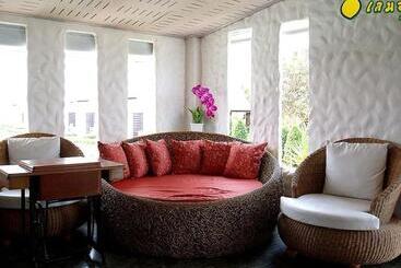 בית מלון כפרי Lemonresort