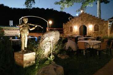 בית מלון כפרי Ville De La Vie