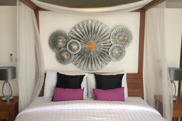 ویلا Samui Blue Orchid Adult Only