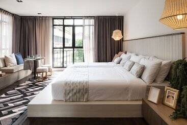 Ostello Warm Window Silom