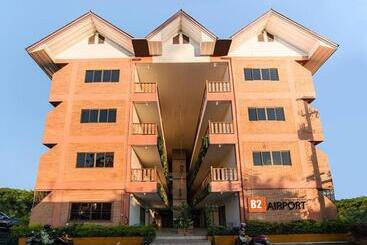 Отель B2 Airport Boutique & Budget
