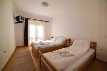 هتل Sunce Inn