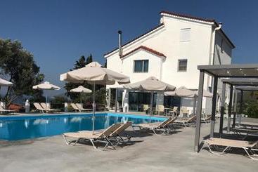 Hotel Elena Bungalows