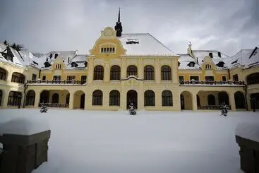 Rubezahl Marienbad Luxury Historical Castle Hotel & Golf Castle Hotel Collection
