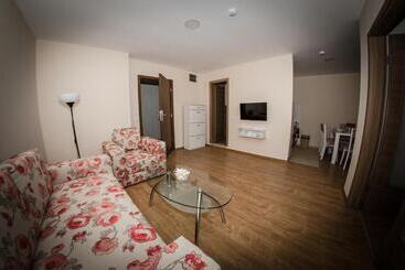 هتل Premier Fort Beach