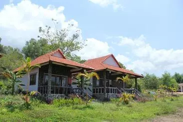 Vung Bau Resort
