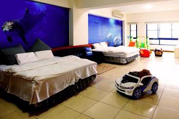 تختخواب و صبحانه Dolphin Castle