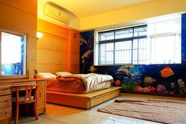 민박 Dolphin Castle