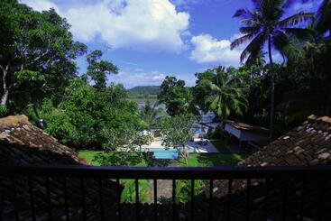 Villas Galle Henna Estate