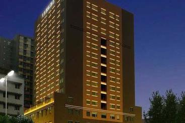 Chengdu Tianyi International Hotel