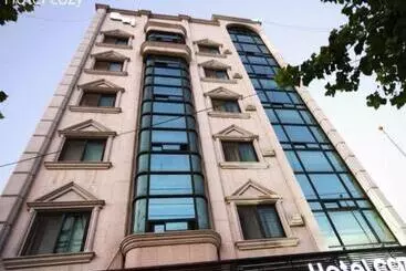 La Feliz Hotel Csm