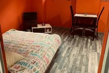 Kapselhotel Chambre Indépendante