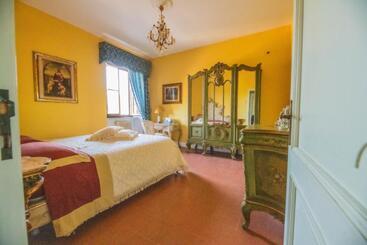 Bed and Breakfast Suite Con Bagno In Villa Esclusiva Urbino