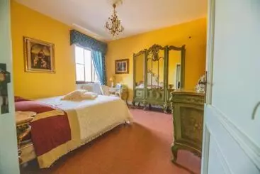 Bed & Breakfast Suite Con Bagno In Villa Esclusiva   Urbino