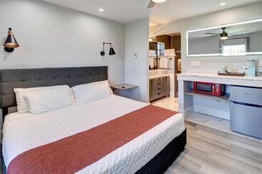 فندق Eagle’s Landing Lodge