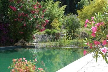 צימר Le Mazet De Tourrettes