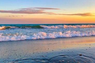 Kamberi Hotel & Apartments