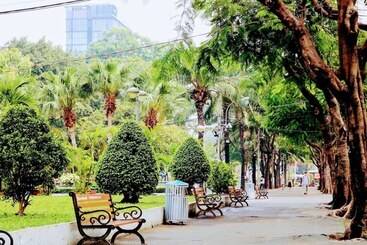 The Hideout   Hostel