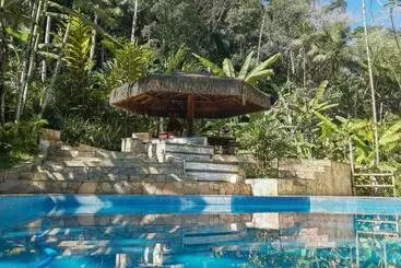 Casa Camburi Hostel