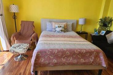 هتل آپارتمان Relaxing Ocean View Boutique Condo   20f