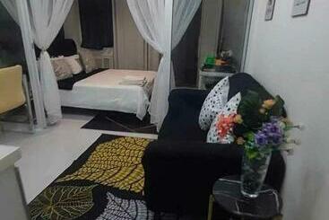 هاستل Casa De Mhaze Staycation