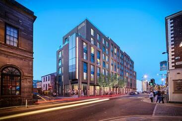 Otel Holiday Inn Express Liverpool   Central, An Ihg