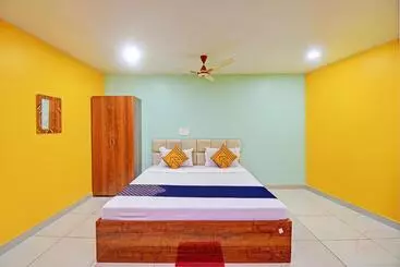 ホテル Spot On Mahaveer Resort