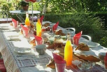 مبيت وإفطار Vents D Anges