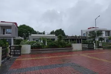 Hôtel Chandan Van Club And Resort Navsari