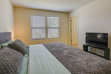 بيت ريفى Pfafftown Home ~ 7 Mi To Wake Forest University!