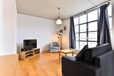 آپارتمان‌های توریست‌ها London Bridge City Apartments