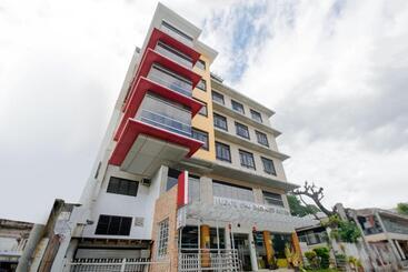 Fuente Oro Business Suites Cebu Powered By Cocotel