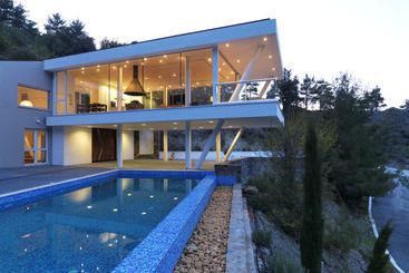 ツーリストアパートメント Lioness Fountain Villa