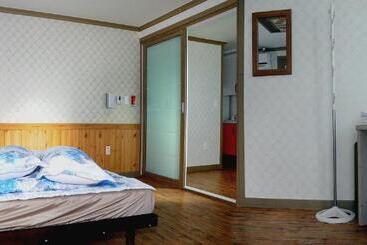 Pensiune The 1st Andong Hostel