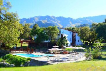 Resort Tatainti Chalet & Suite
