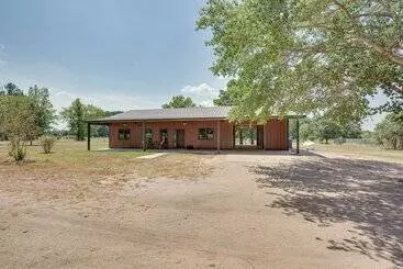 コテージ Fire Pit At Dog Friendly Countryside Quitman Cabin