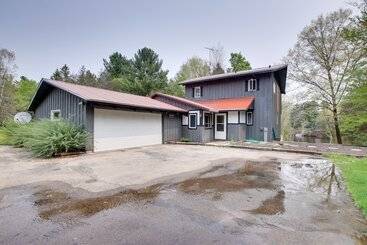 Gîte Rural Riverfront Escape In Shawano On 3 Private Acres!