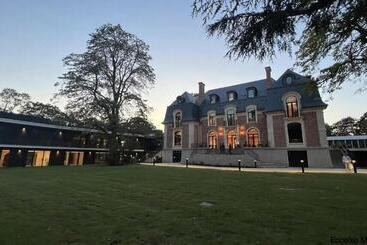 Hotel La Maison Des Bienheureux