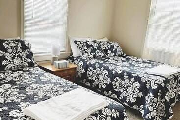 Отель Stoner S Mansion House