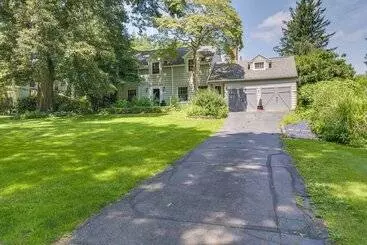 コテージ Pittsford Vacation Home: 2 Mi To Historic Village