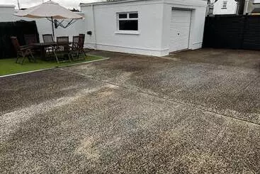 Residens Immaculate Sea View 4 Bed House In Portstewart