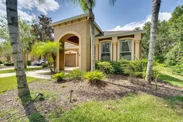 Mökkimajoitus 10 Mi To Disney: Home W/ Game Room & Lanai!