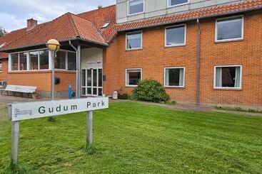 Hospedaria Gudum Park