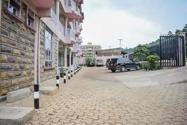 Glamour Apollo Hotel Webuye