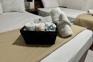 Hotelli Balam Playa   15Th. Ave